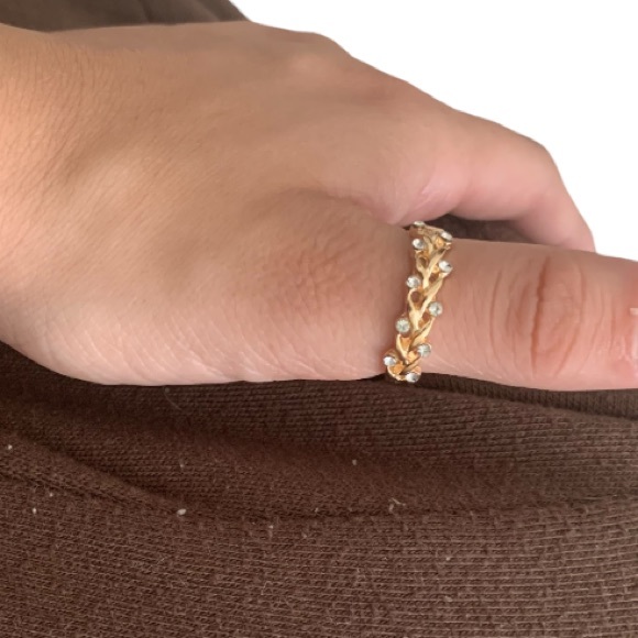 3/30💙 Rhinestone Gold Ring - Picture 2 of 2